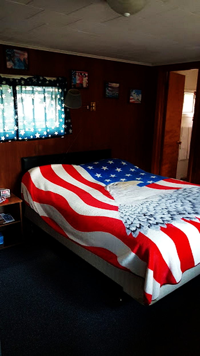 Valley Motel - From Web Listing (newer photo)